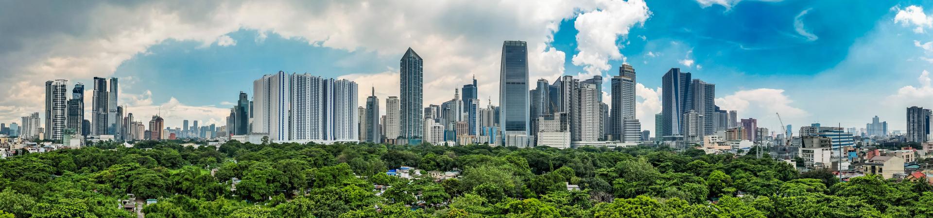 Panoramic view of the Makati Skyline, Manila. Photo: Mdv Edwards/AdobeStock